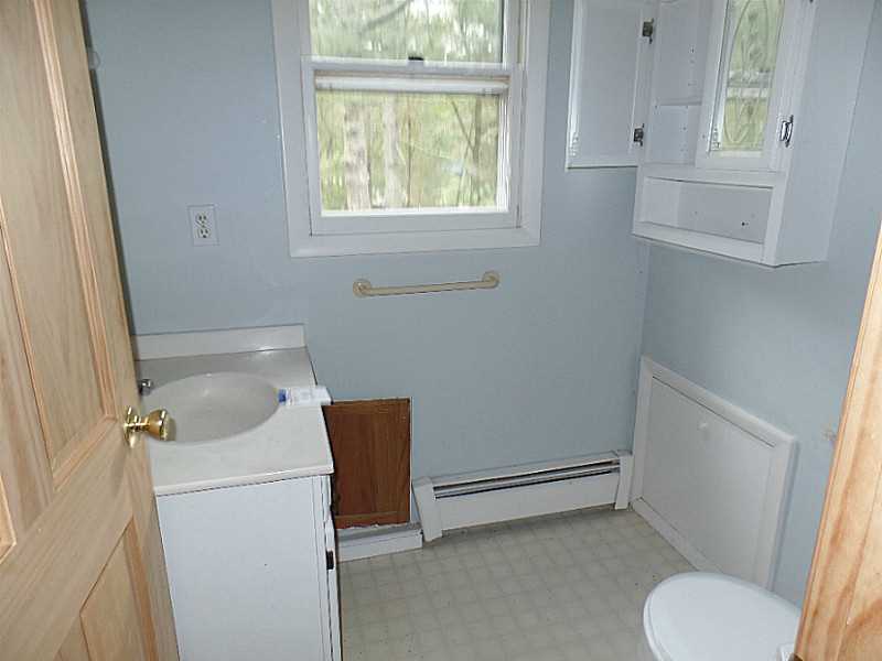 35 Crestwood Dr