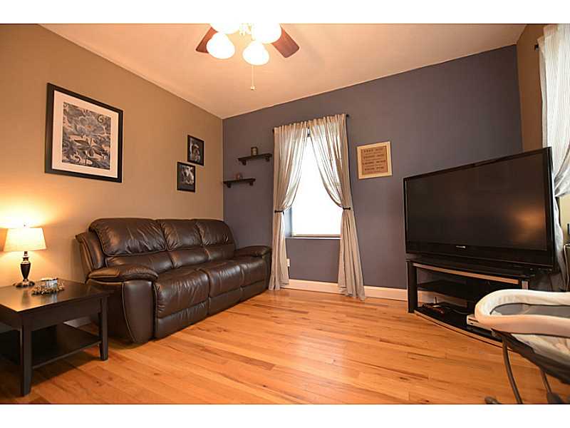 7 Manville Ave