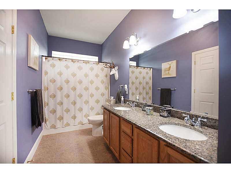 7 Manville Ave
