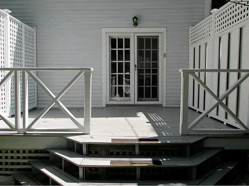 32 Third St, Newport RI 02840