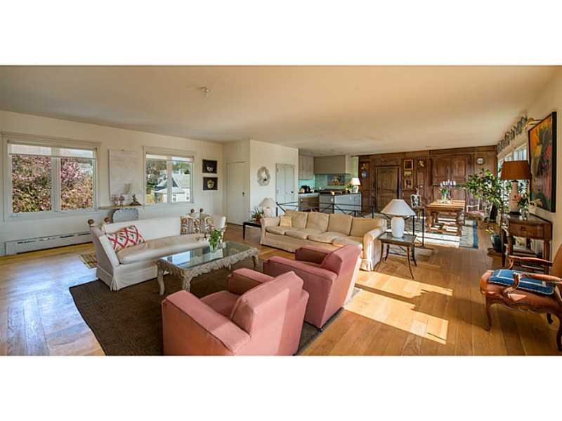 18 Sheffield Ave, Newport RI 02840