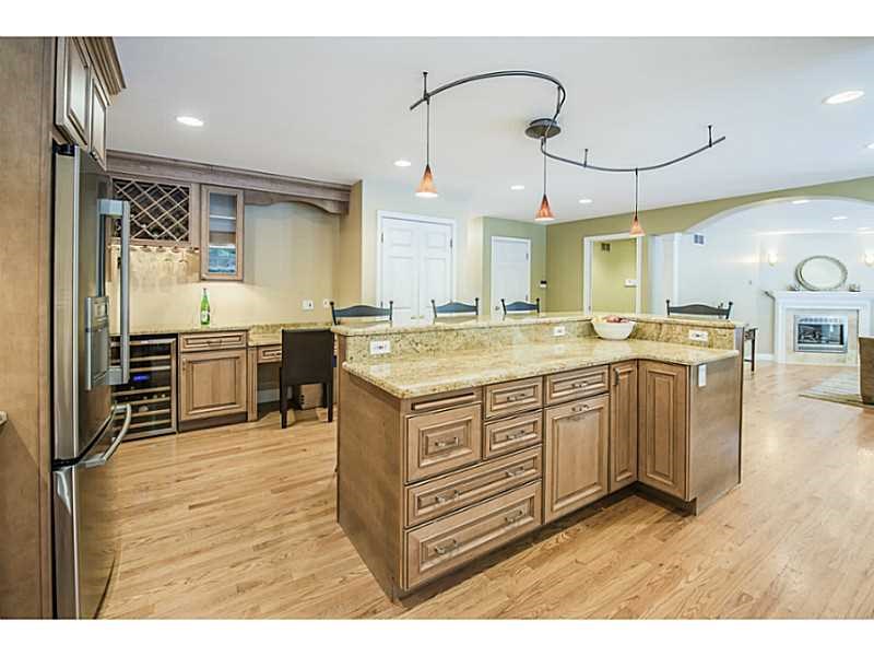 176 Wickham Rd North Kingstown, RI 02852