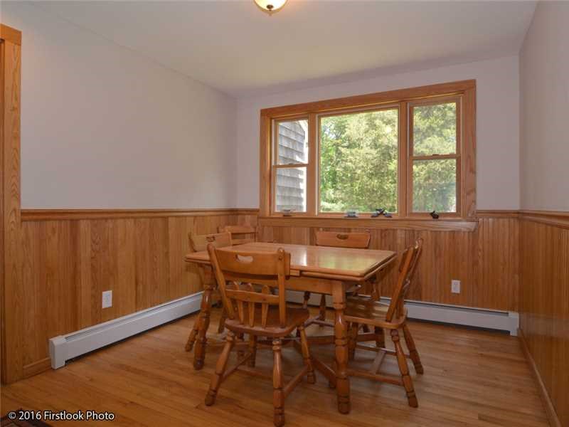 For Sale: 253 Narrow Ln North Kingstown, RI 02852