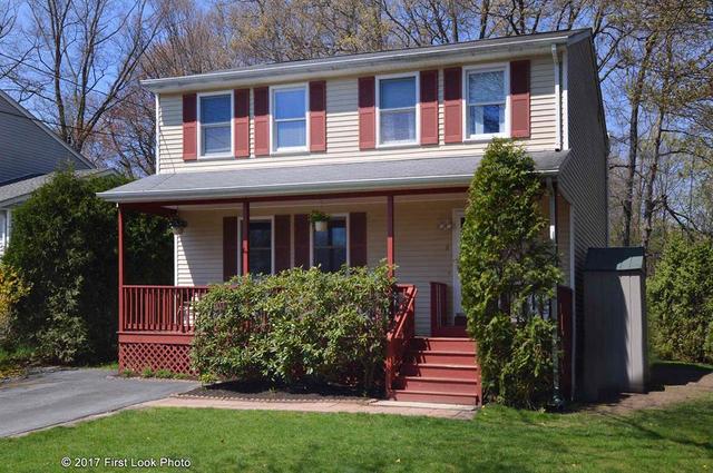 16 Willis Dr
