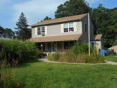 85 N Garden St