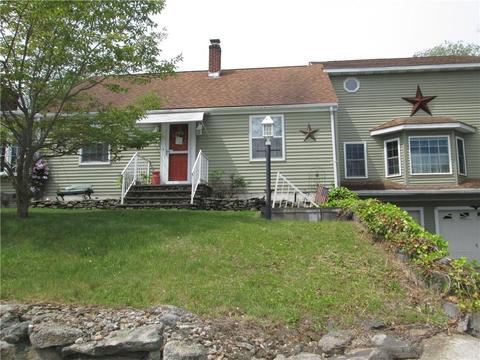 12 Carriage Way