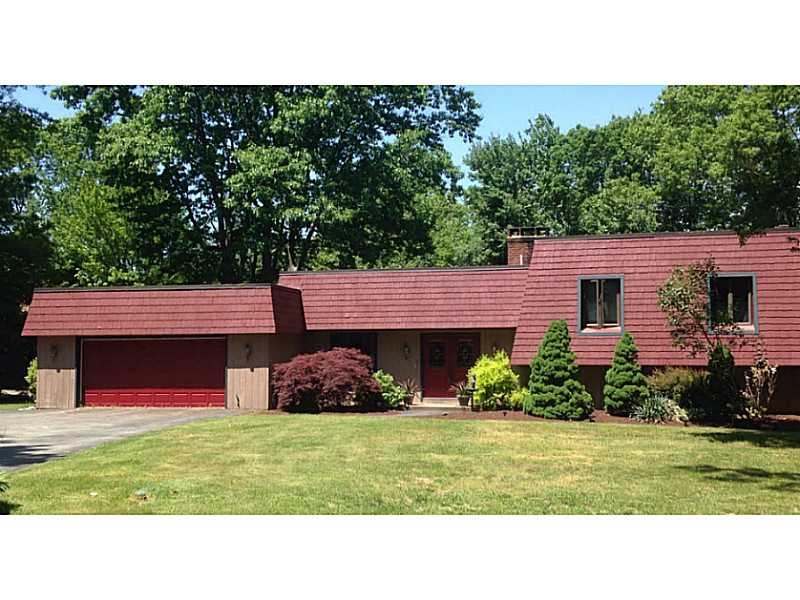 For Sale: 4 Rosewood Dr Lincoln, RI 02865