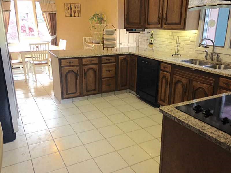 For Sale: 4 Rosewood Dr Lincoln, RI 02865