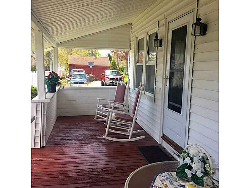 95 Aquidneck Ave