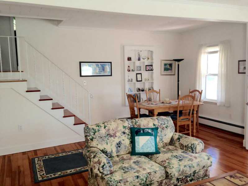 95 Aquidneck Ave