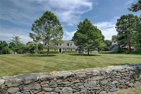 56 Strawberry Ln