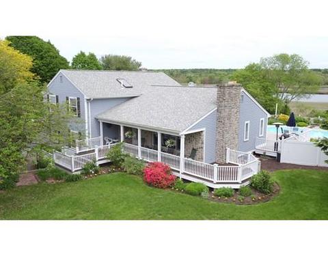 56 Strawberry Ln