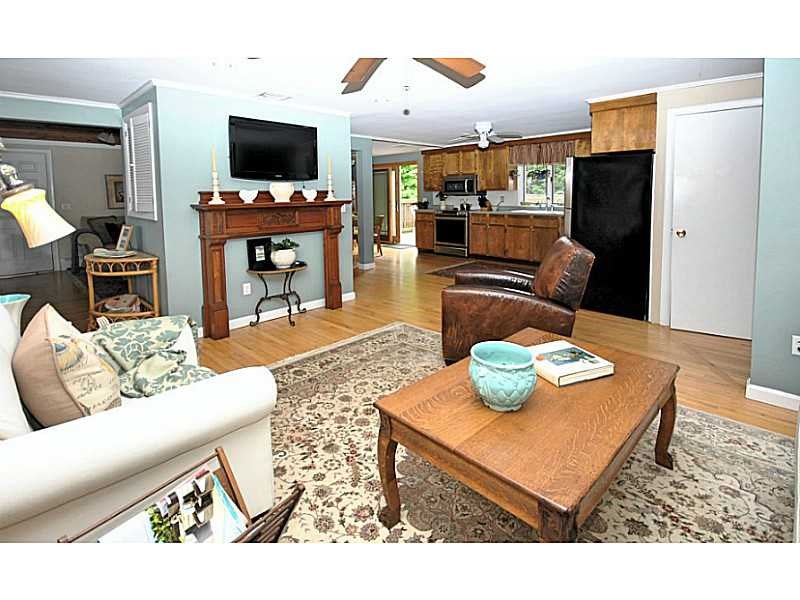 24 Highland Ave Narragansett, RI 02882