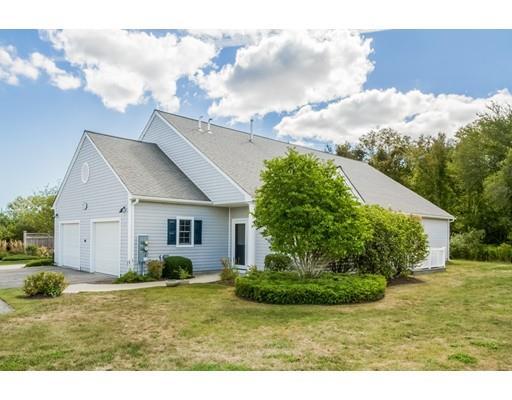 60 Brush Hill Rd