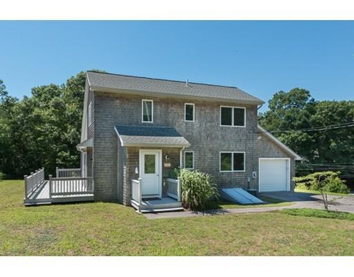 60 Brush Hill Rd