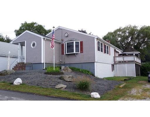 60 Brush Hill Rd