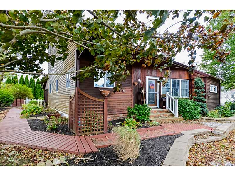 51 Oak Ave