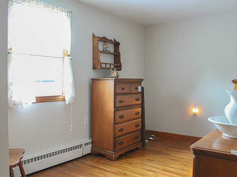 2 Mainview Ave