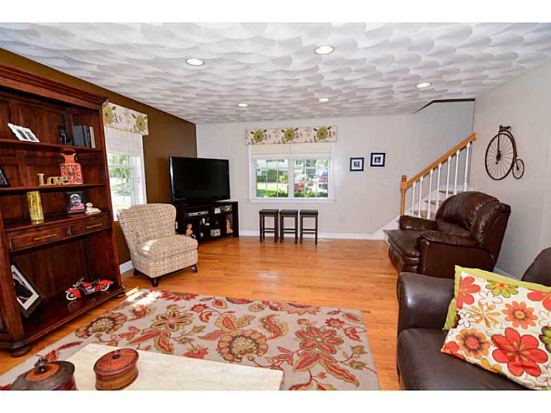 24 Bokar St