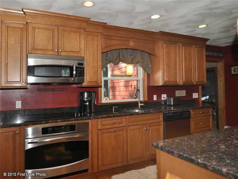 1 Pond View Dr