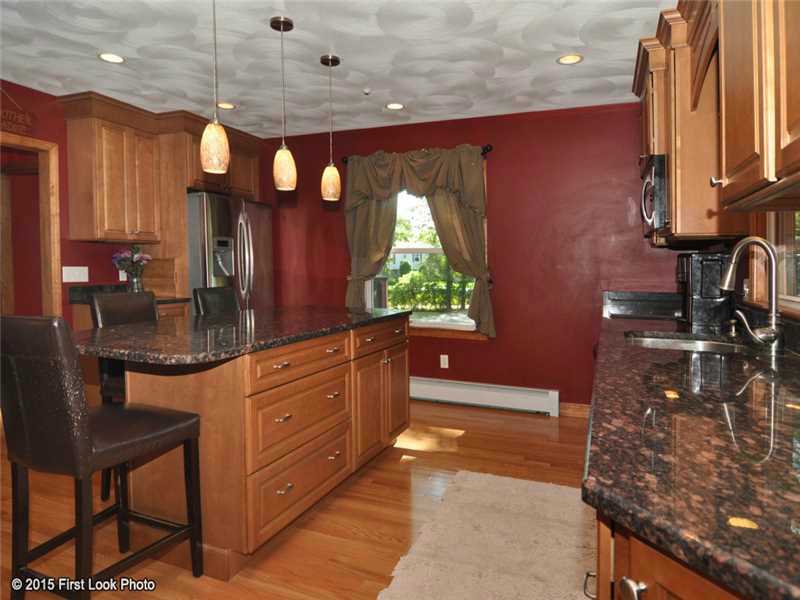 1 Pond View Dr