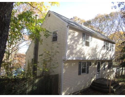386 Maple St