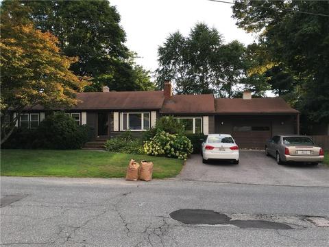55 Knowles Dr