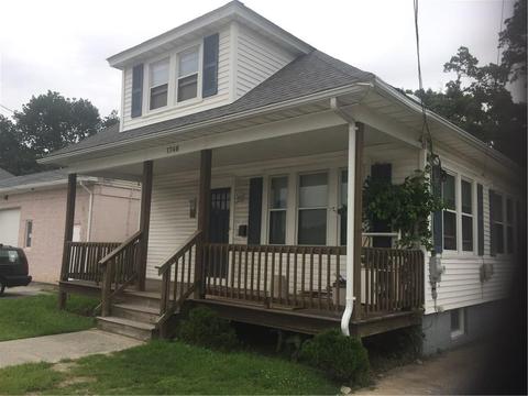 43 Byron Blvd