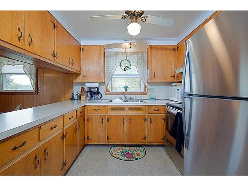 For Sale: 115 New York Ave Warwick, RI 02888