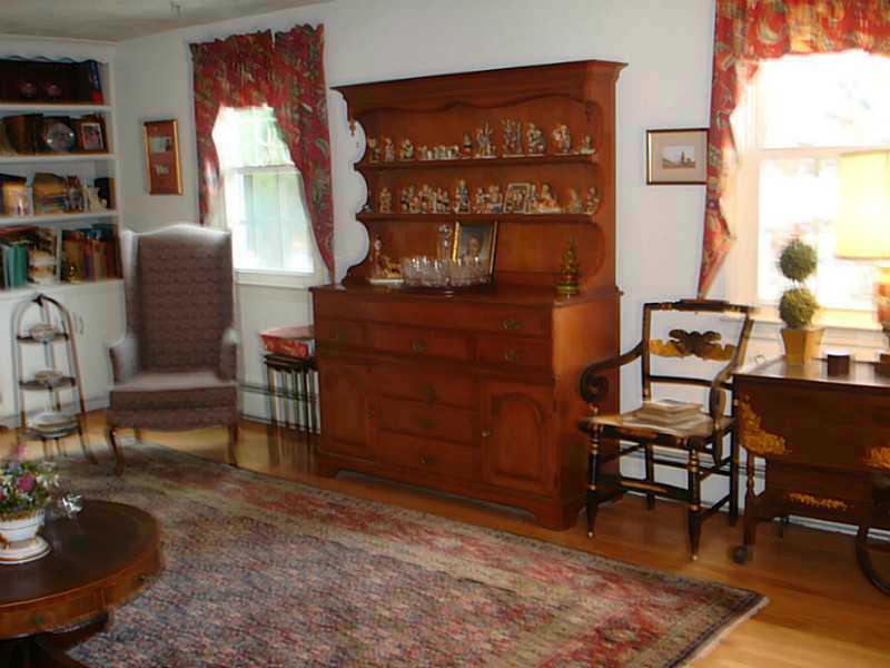 141 Kristen Ct