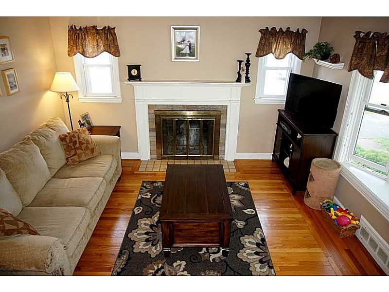 For Sale: 75 Hardwick St Warwick, RI 02889