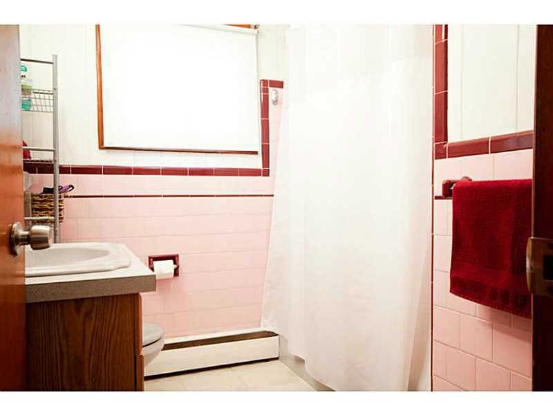 136 Torrington Dr Warwick, RI 02889