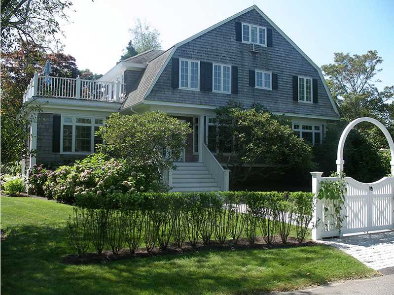 219 Watch Hill Rd