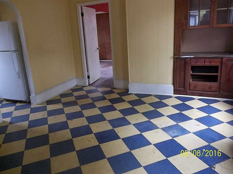 9 Bianco Ct Providence, RI 02909