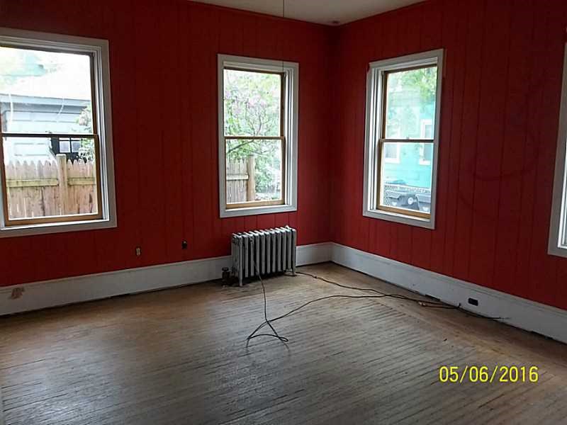 9 Bianco Ct Providence, RI 02909