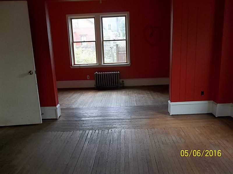 9 Bianco Ct Providence, RI 02909
