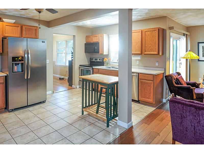 12 Layton St