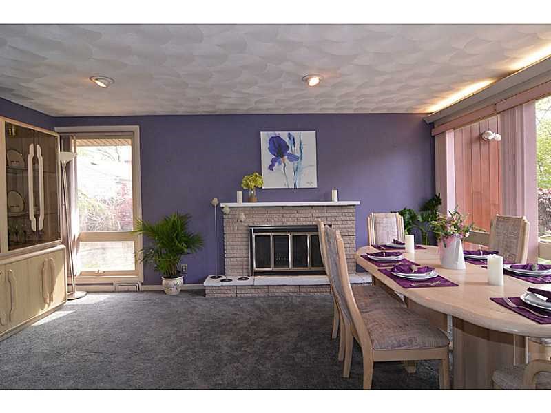 15 Timberland Dr, Riverside RI 02915