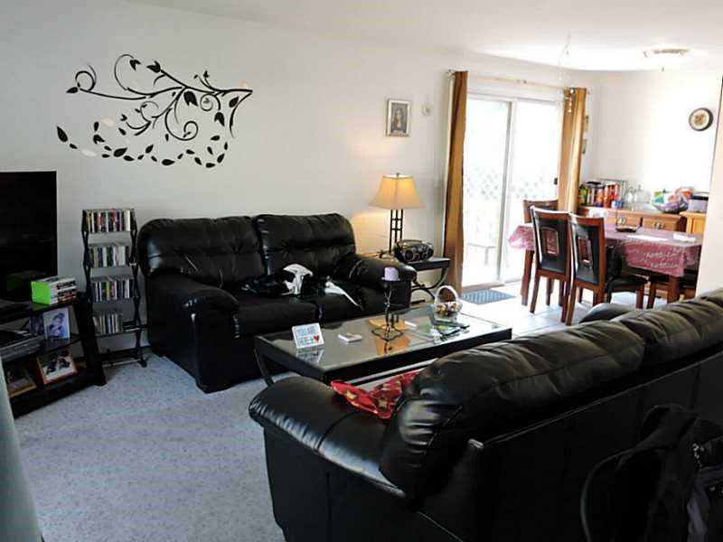 For Sale: 151 Willett Ave #APT 5 Riverside, RI 02915
