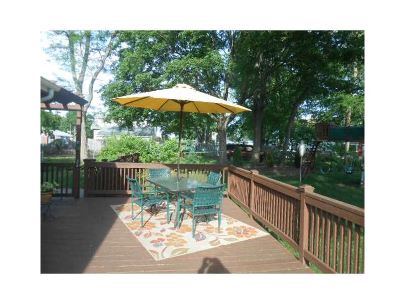 33 Sprague Ave Riverside, RI 02915
