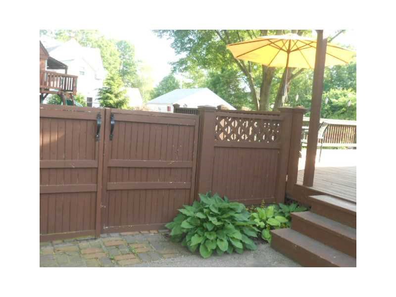 33 Sprague Ave Riverside, RI 02915