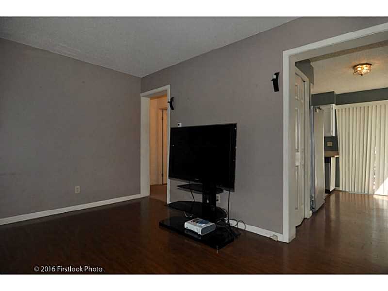 For Sale: 14 Riverwoods Ct #APT 14 Rumford, RI 02916