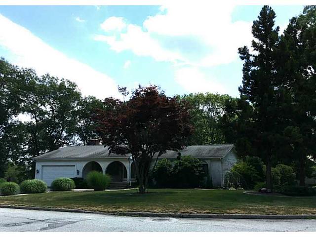 16 Beechnut Dr