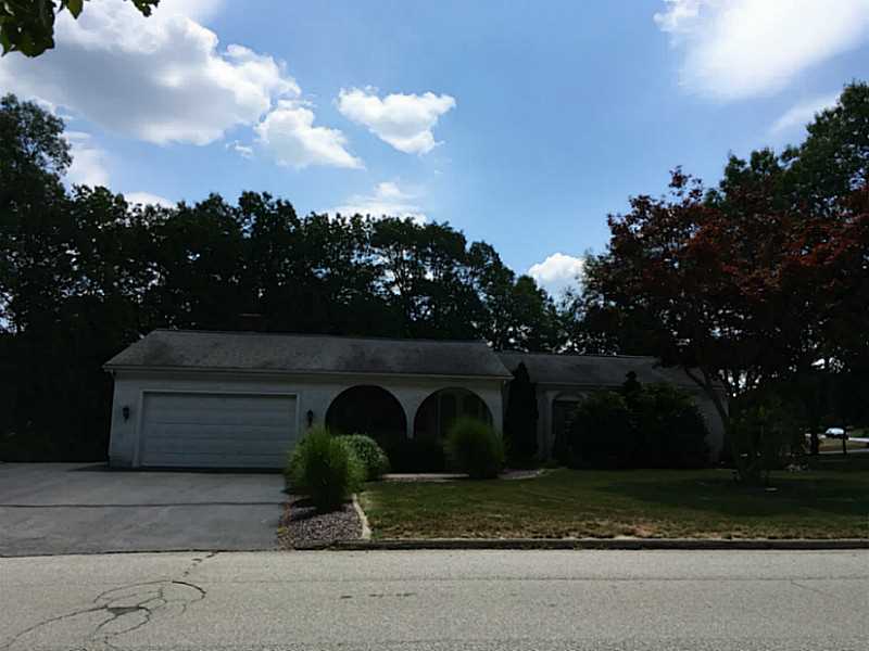 16 Beechnut Dr