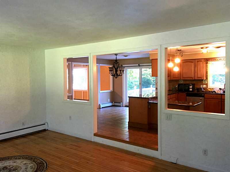 16 Beechnut Dr