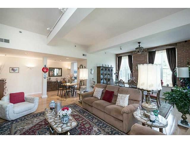 45 Hamden Rd