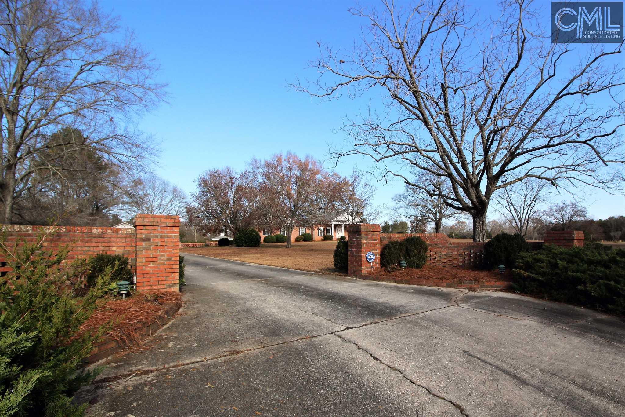 820 Hunter Hill Rd