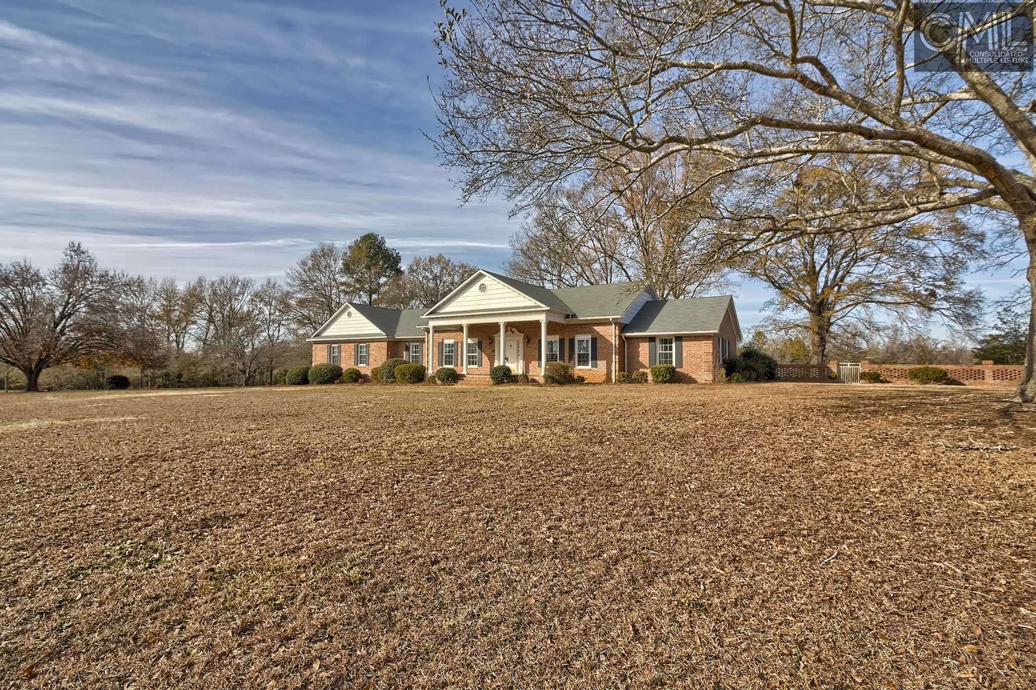 820 Hunter Hill Rd