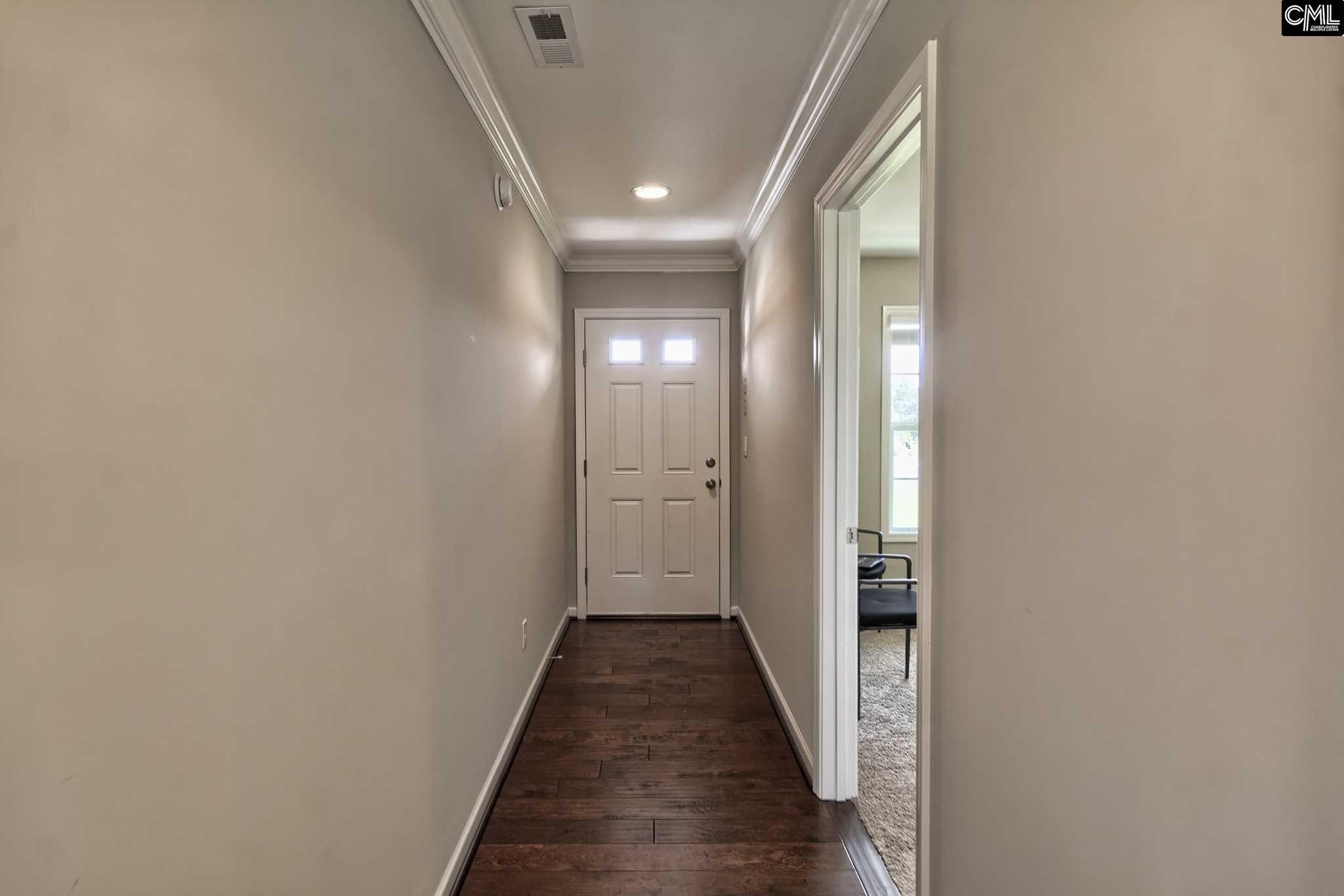 102 Leonard Cir