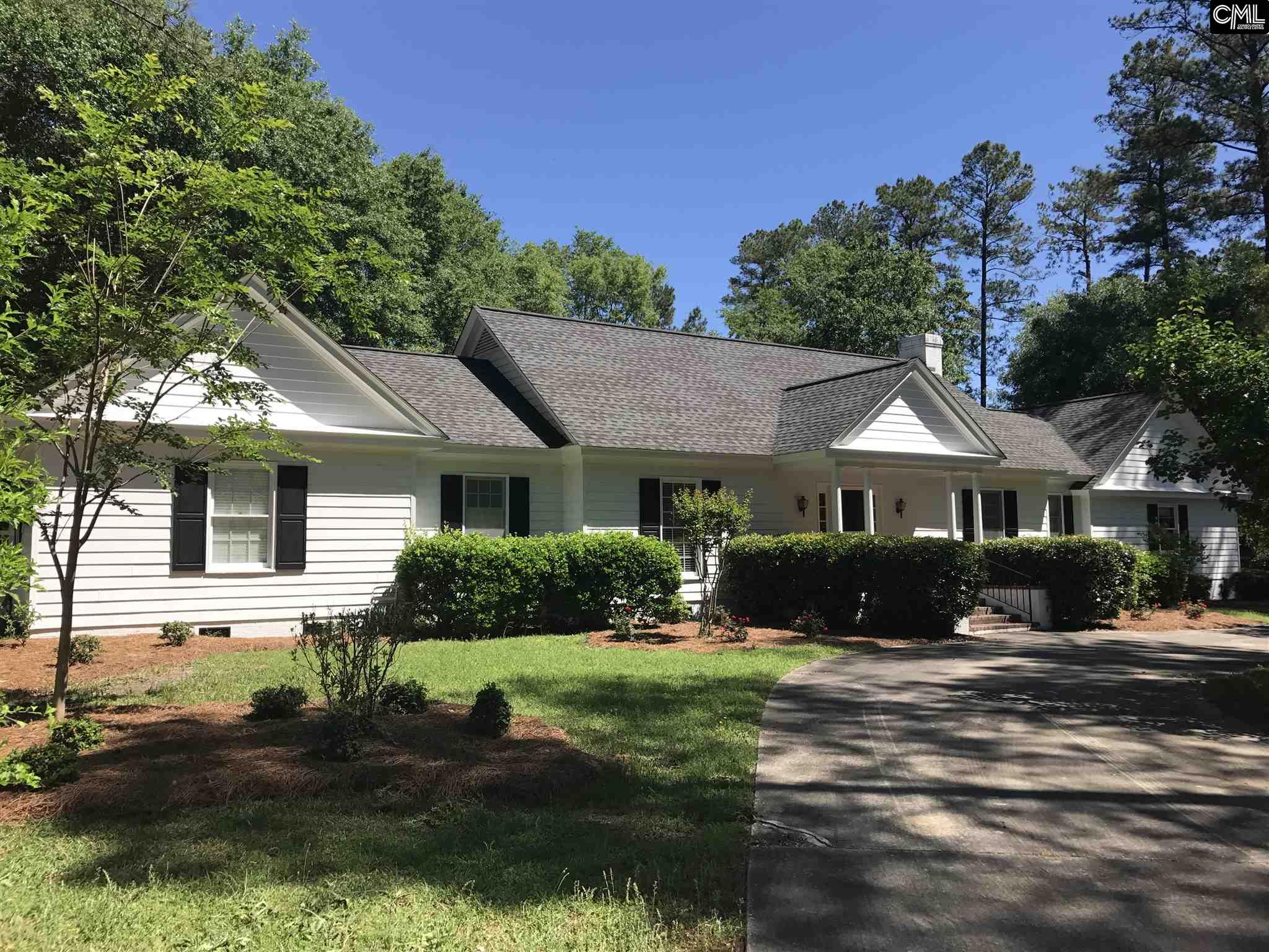 231 Hackamore Ln